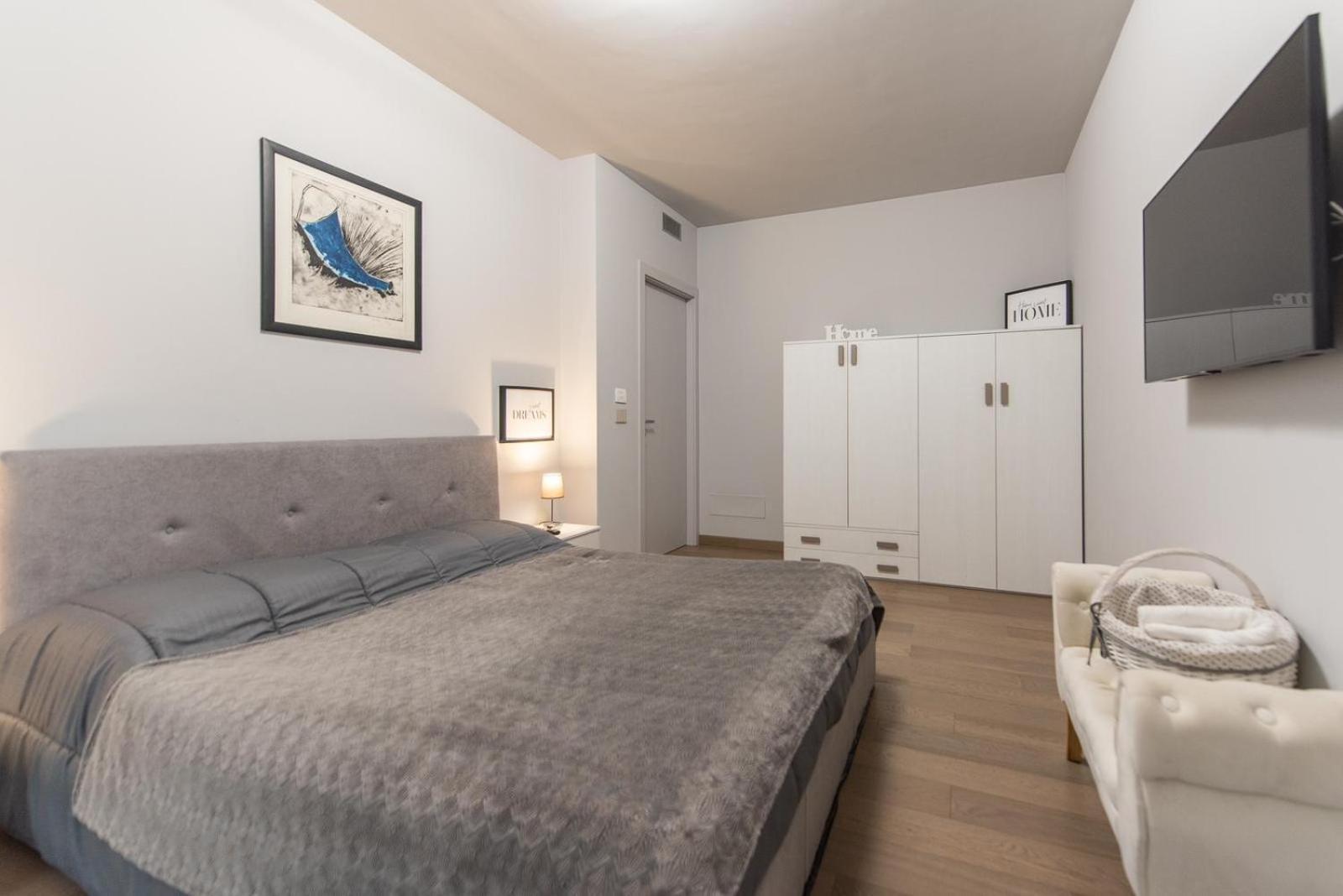 Elegante Bilocale-Centro Torino-Free Wifi Apartment ภายนอก รูปภาพ